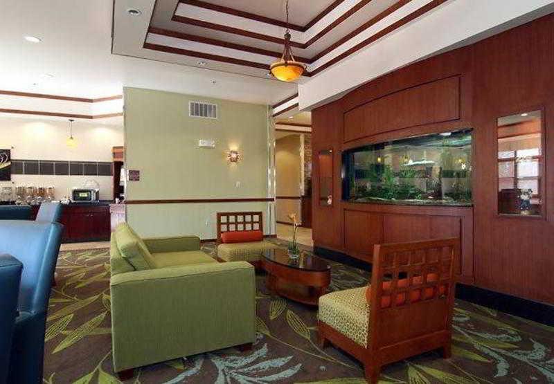 Hotel Fairfield & By Marriott