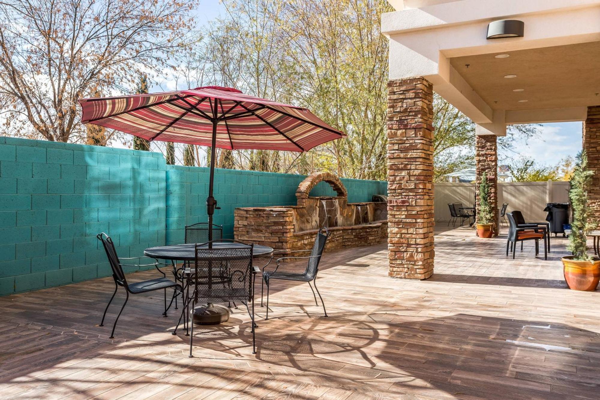 Fairfield & By Marriott 3* Alamogordo
